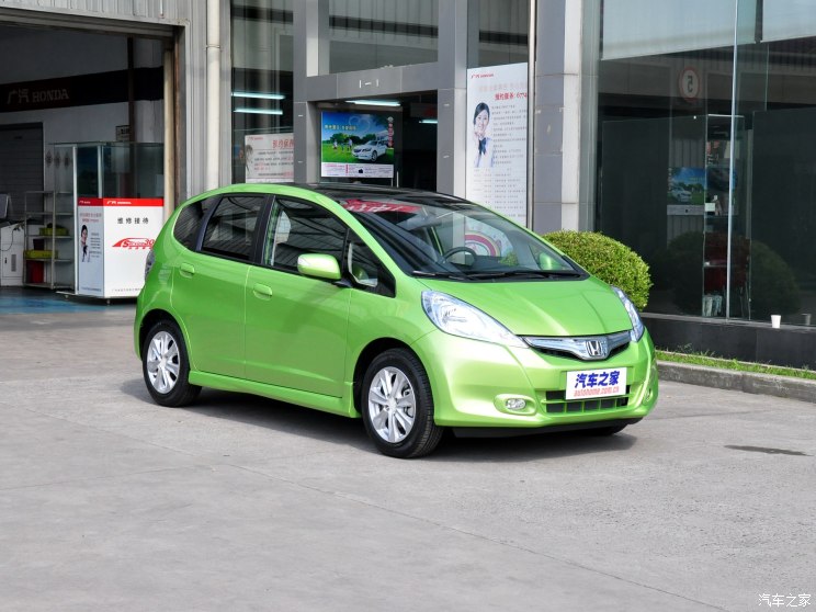 二代飞度主机拆装