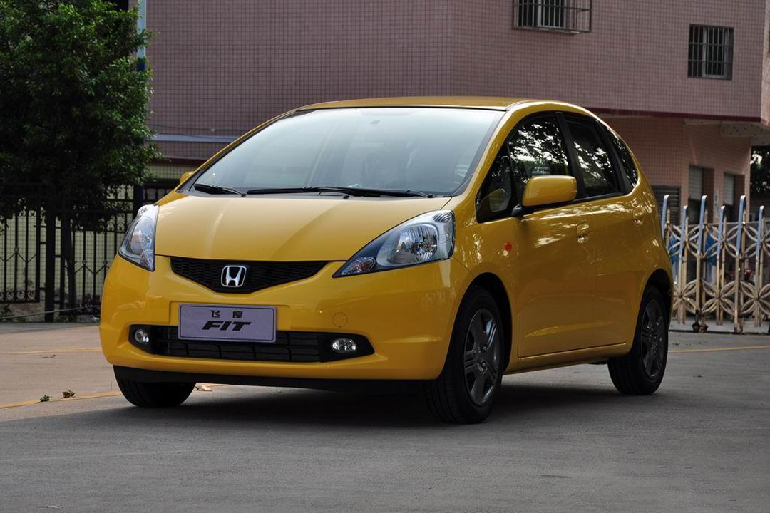 二代飞度主机拆装