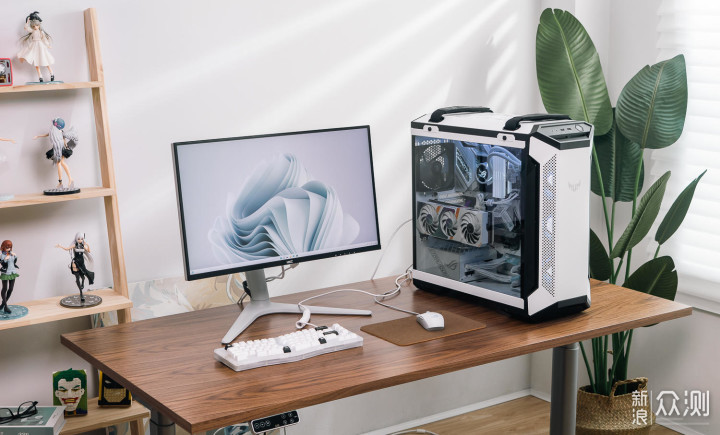 单主机比加屏幕要贵