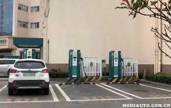 物业有权不让主机装外墙吗