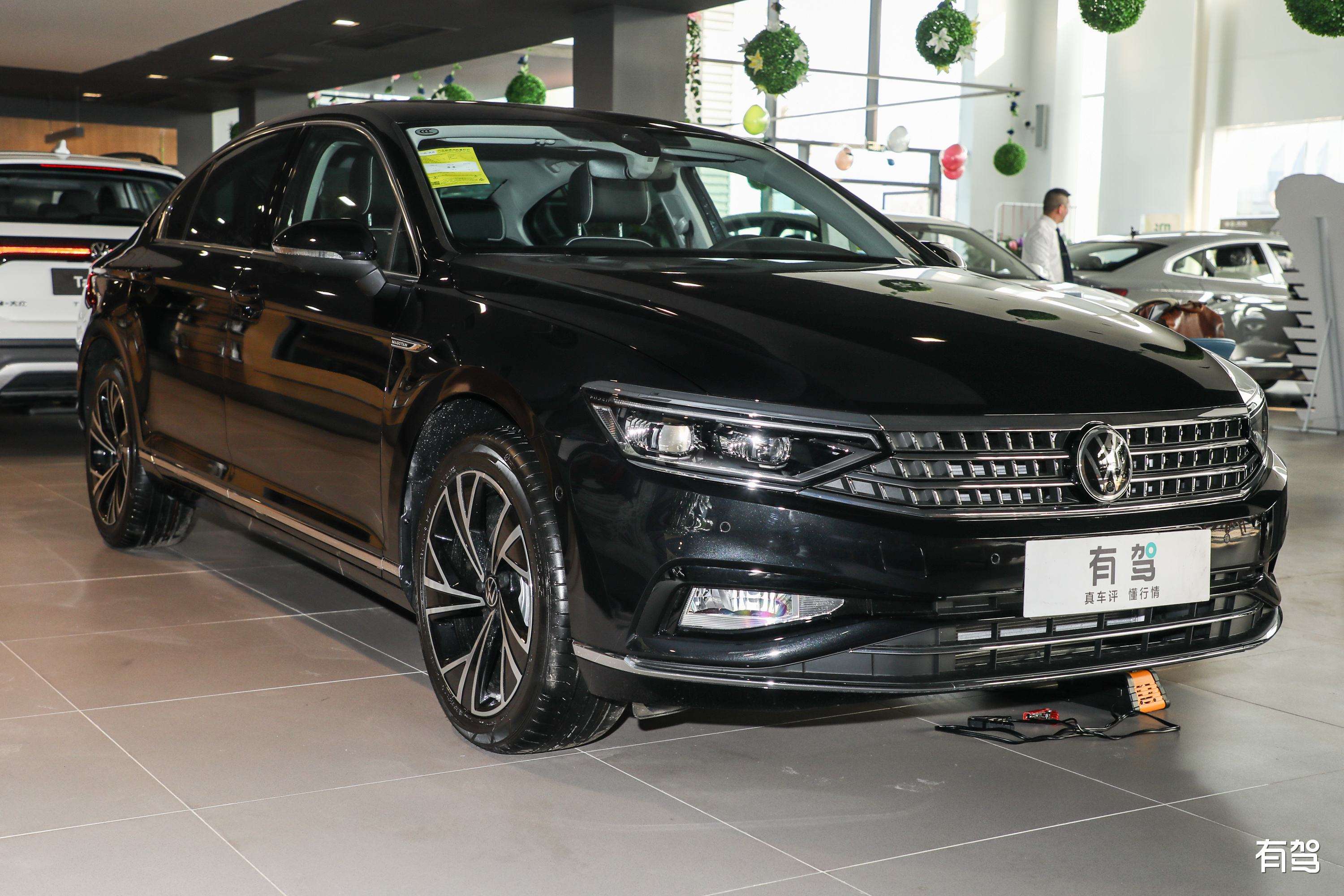 迈腾主机功放多大功率