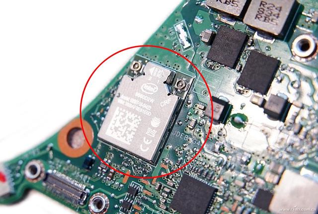 电脑主机无线网卡在哪