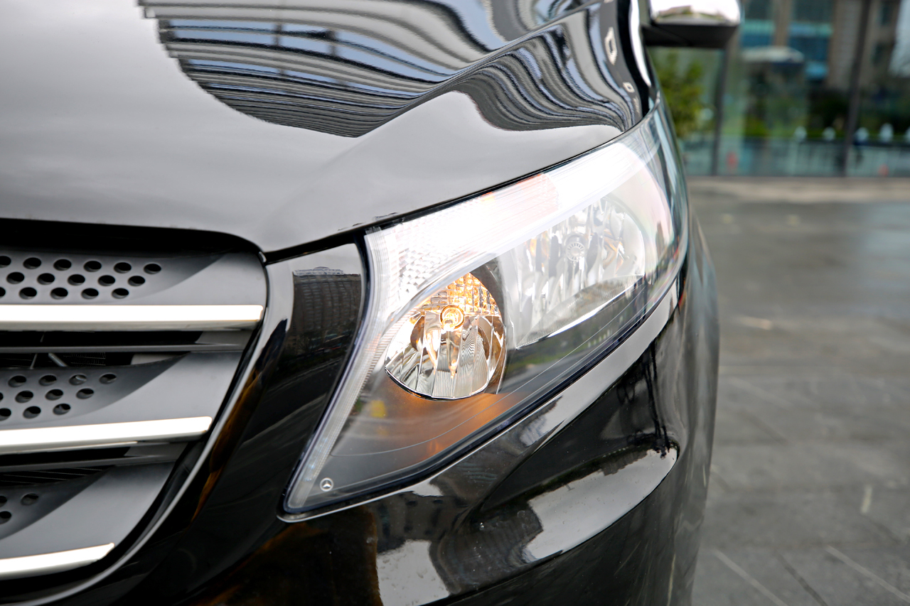 奔驰威霆导航主机