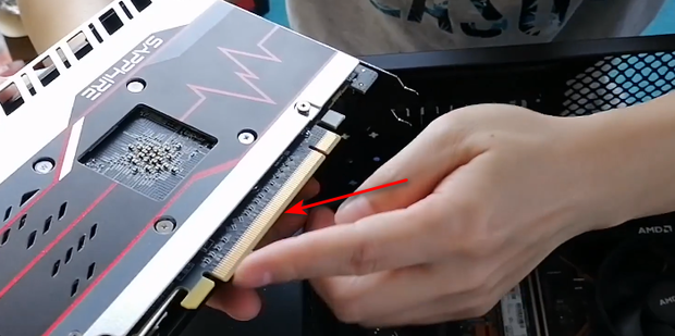 主机安装了显卡