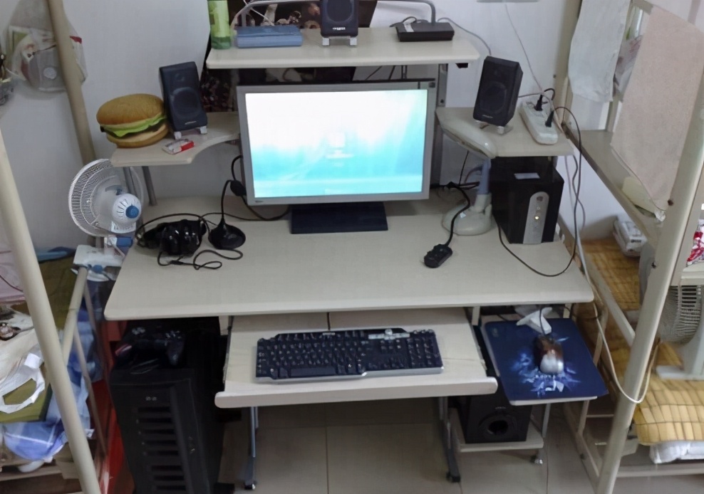一台主机有啥组成