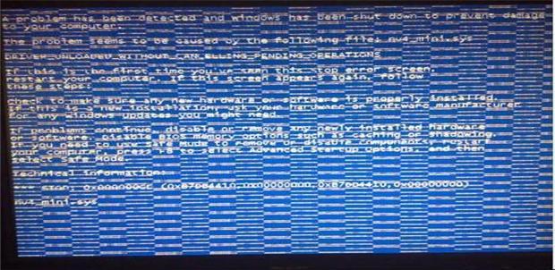 电脑花屏换主机也花屏