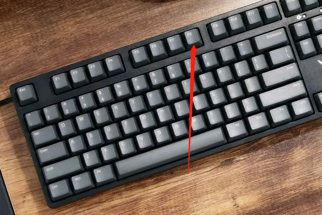 换主机用老硬盘蓝屏