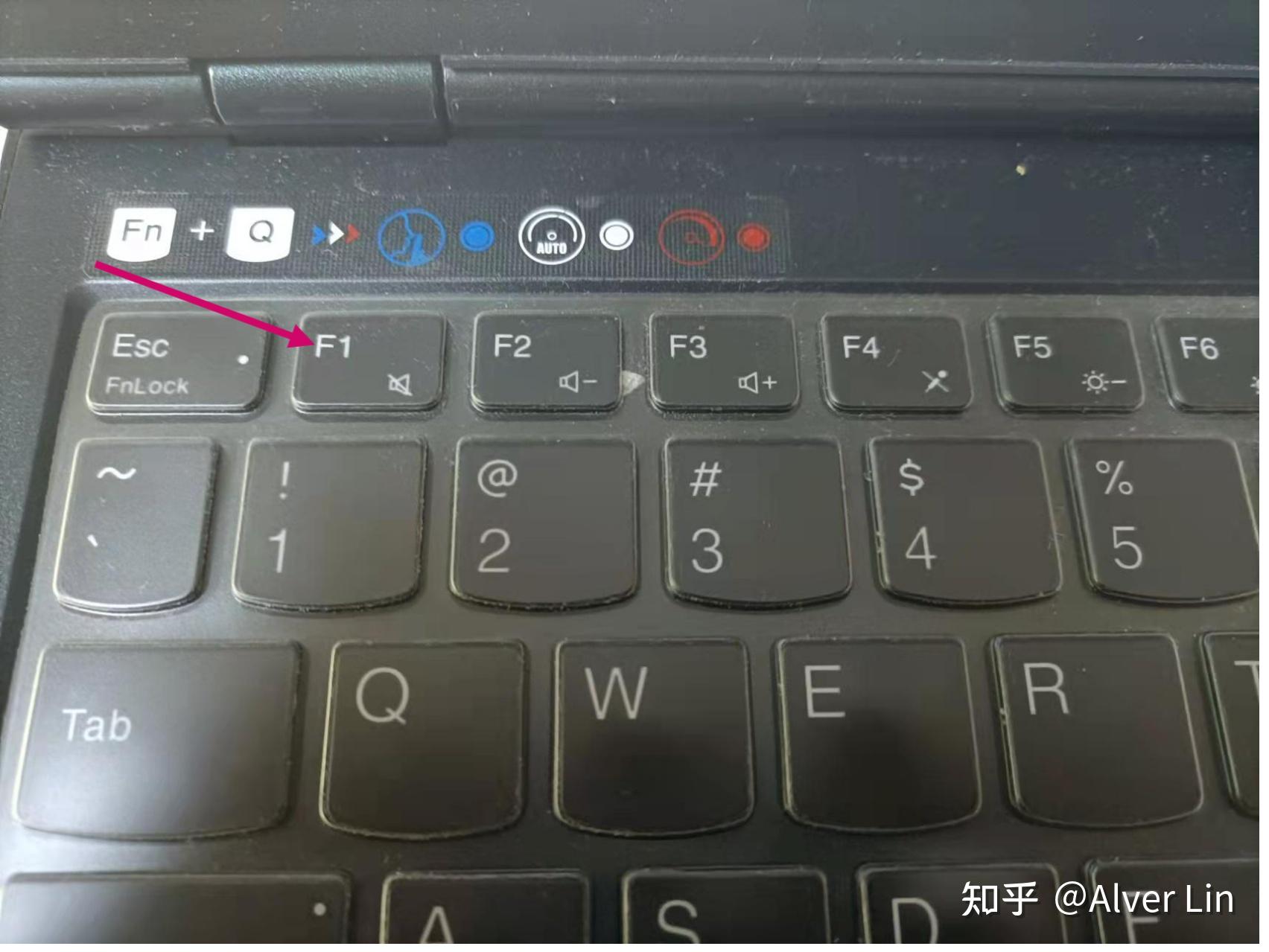 主机玩游戏有声音是怎么回事啊